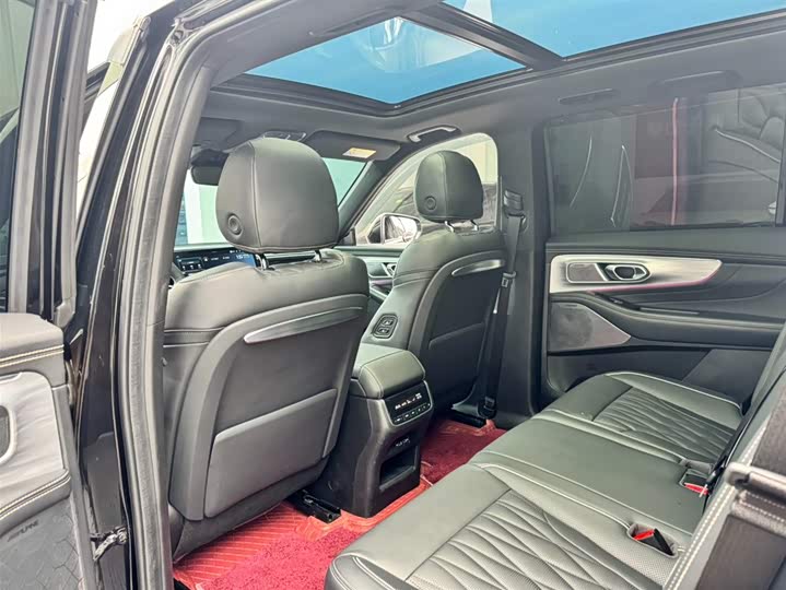 Фото 4 - GAC Trumpchi GS8