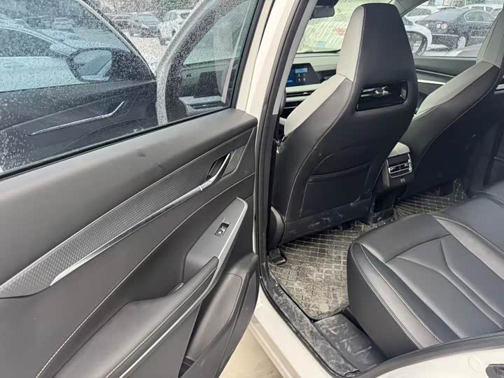 Фото 7 - Changan CS75 Plus