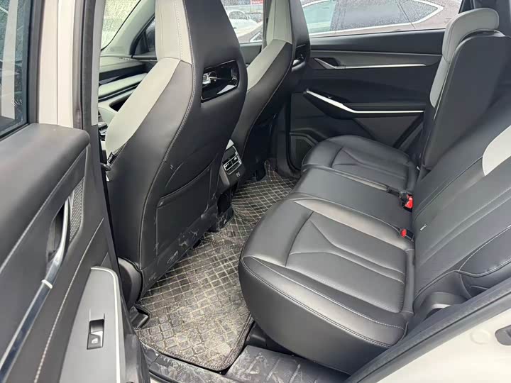 Фото 8 - Changan CS75 Plus