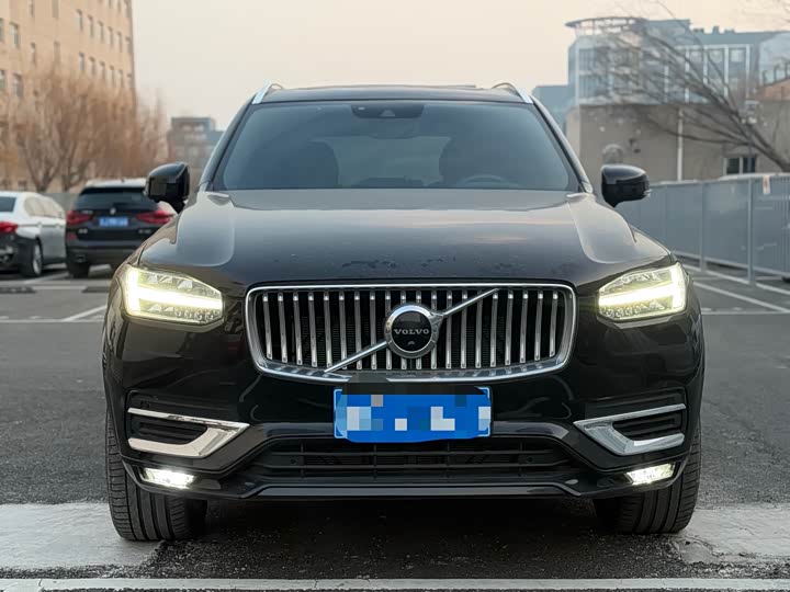 Фото 5 - Volvo XC90