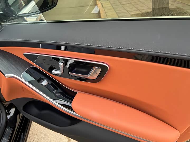 Фото 6 - Mercedes-Benz S-Class