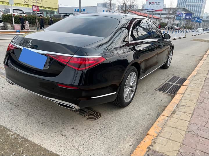 Фото 7 - Mercedes-Benz S-Class