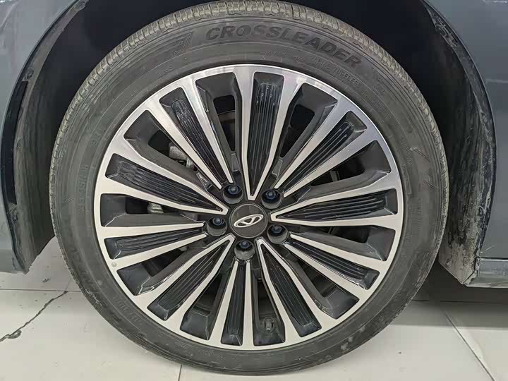 Photo 5 - Chery Fulwin A8L