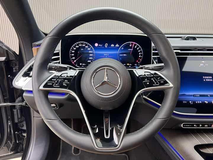 Фото 7 - Mercedes-Benz E-Class Hybrid