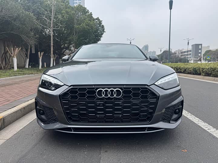 Фото 9 - Audi A5