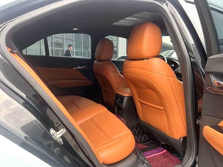 Фото 6 - Cadillac CT4