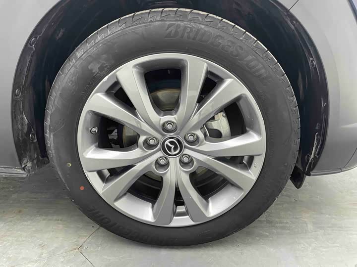 Photo 7 - Mazda CX-30