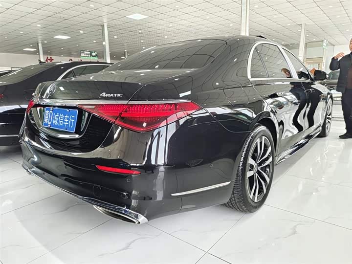 Фото 5 - Mercedes-Benz S-Class