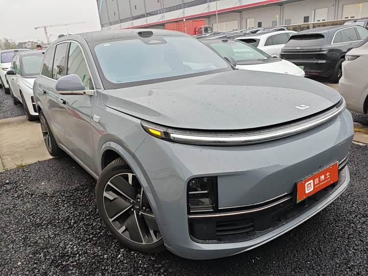 Фото 2 - LiXiang L8