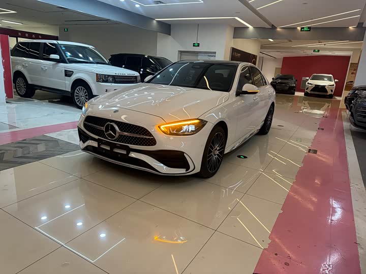 Фото 1 - Mercedes-Benz C-Class