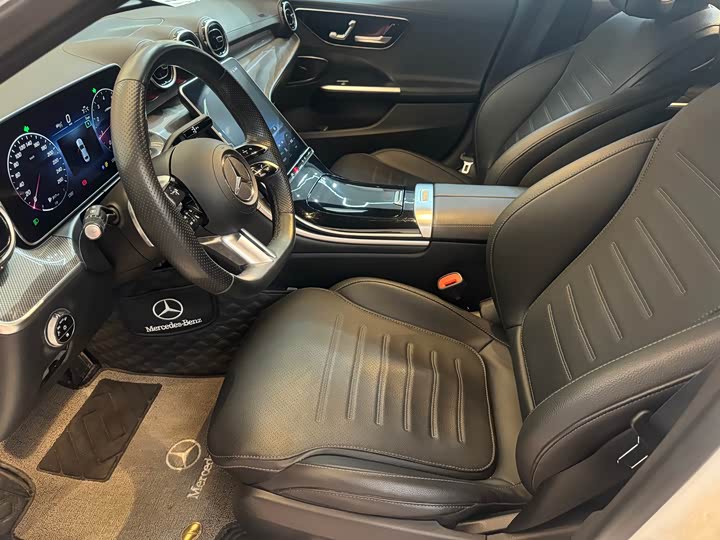 Фото 4 - Mercedes-Benz C-Class