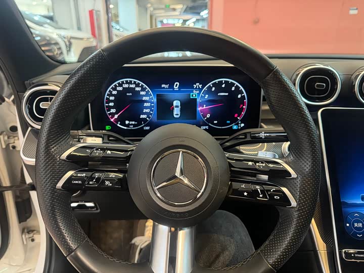 Фото 5 - Mercedes-Benz C-Class