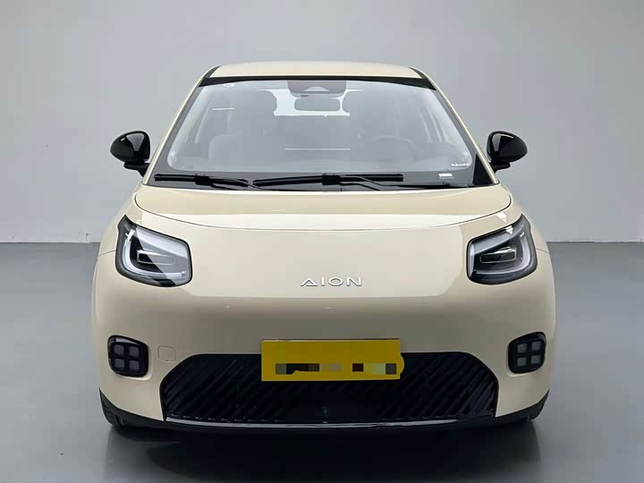 Фото 2 - GAC Aion UT