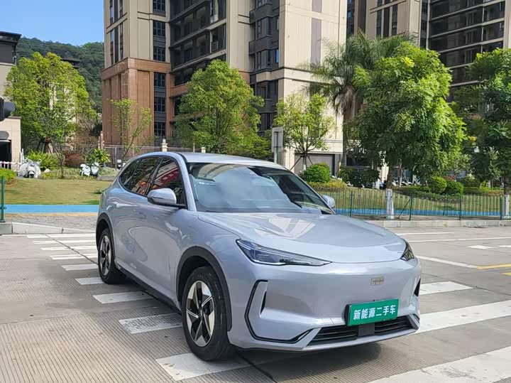 Фото 3 - Geely Galaxy E5