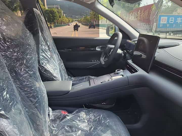 Фото 8 - Geely Galaxy E5