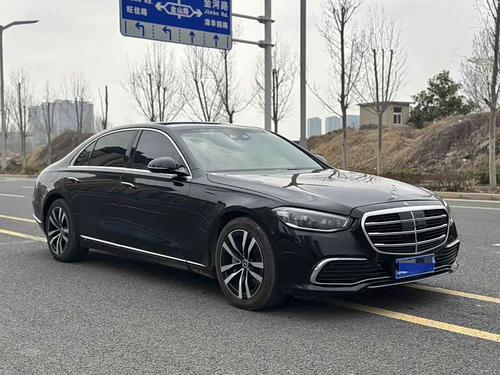 Фото 3 - Mercedes-Benz S-Class