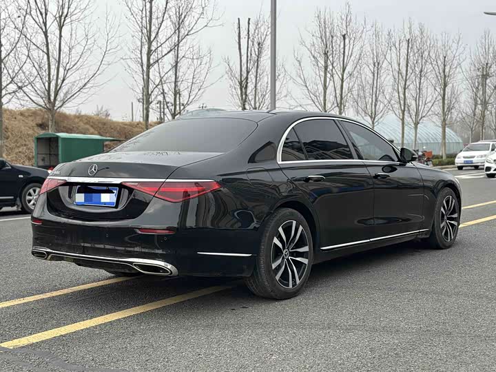 Фото 9 - Mercedes-Benz S-Class