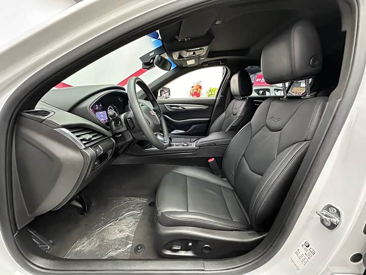 Photo 9 - Cadillac CT5