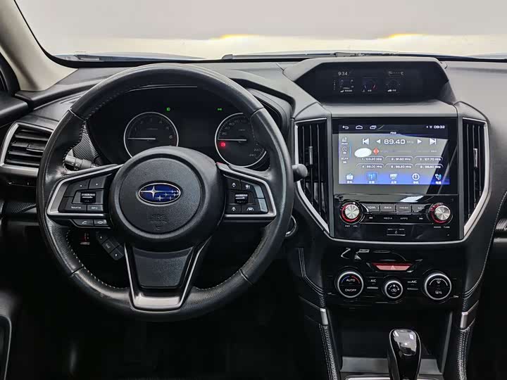 Фото 9 - Subaru Forester