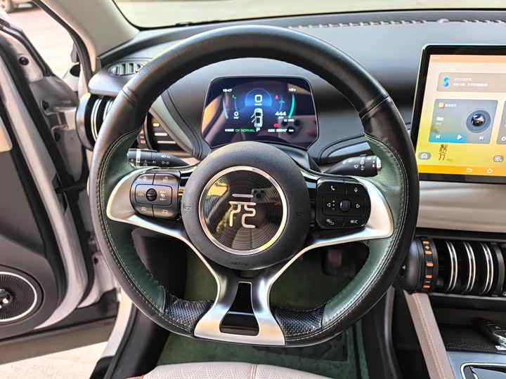 Фото 5 - BYD Yuan Plus