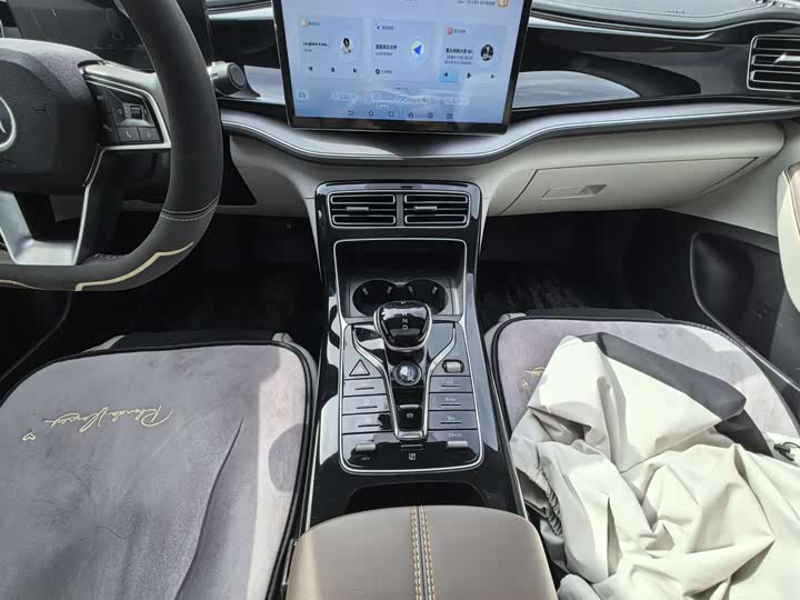 Фото 8 - BYD Qin Plus