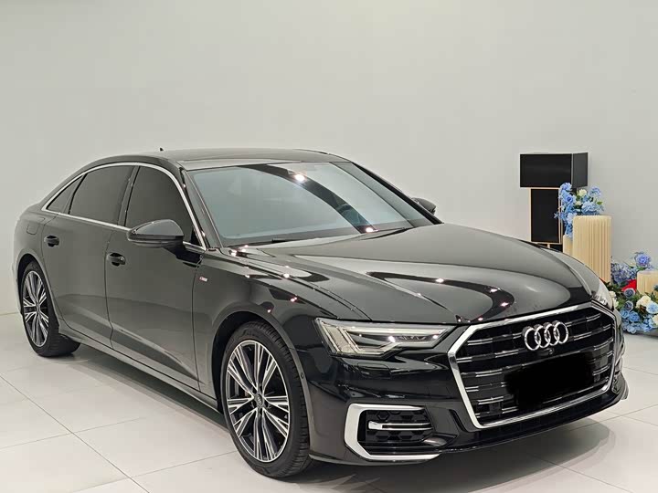 Фото 3 - Audi A6L