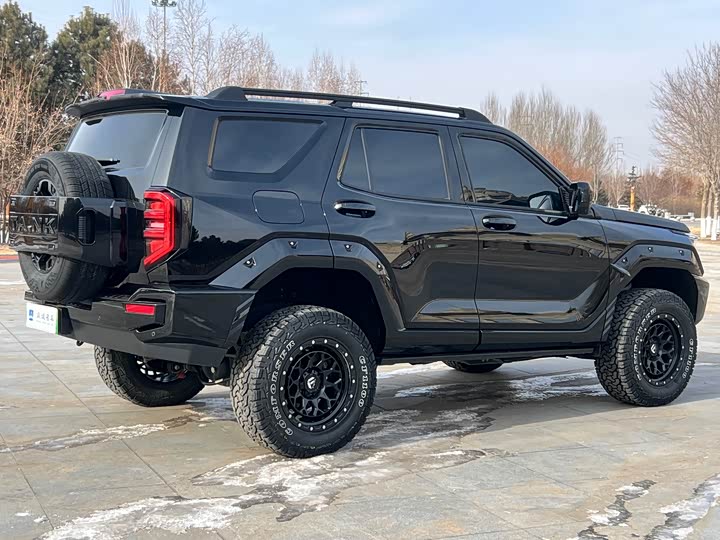 Photo 7 - Tank 400 Hybrid