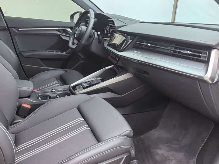 Фото 8 - Audi A3