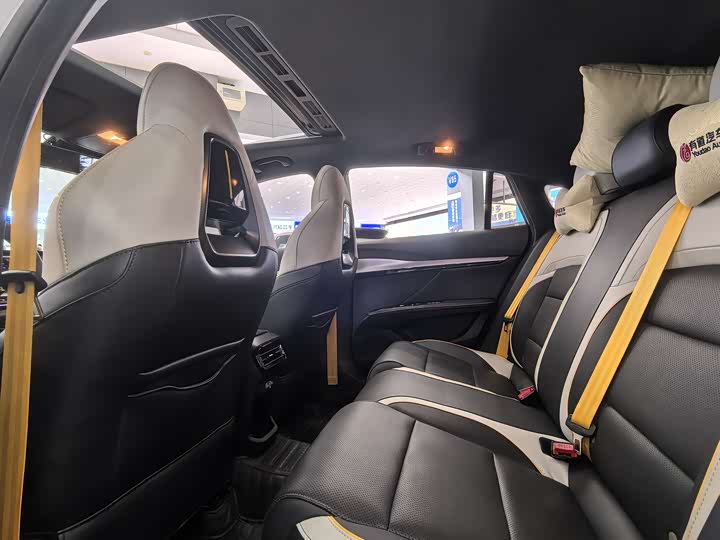 Photo 9 - MG Motor 5 Scorpio