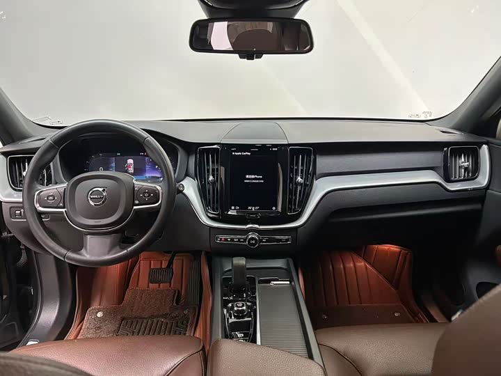 Фото 5 - Volvo XC60