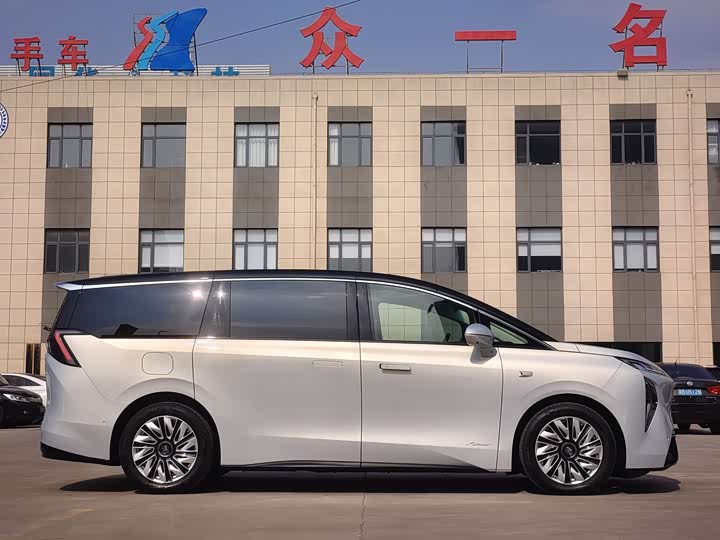 Фото 4 - Buick OMPV