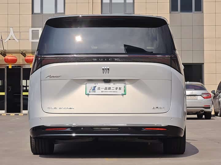 Фото 6 - Buick OMPV