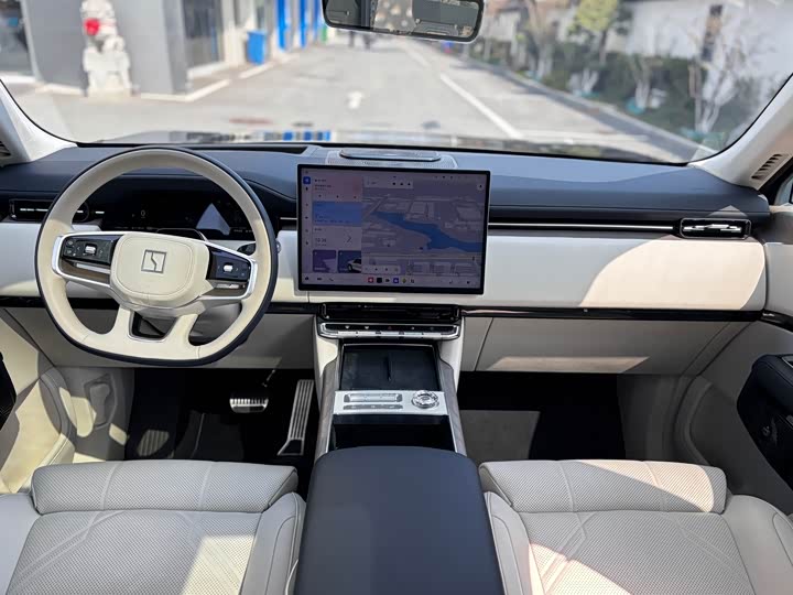 Фото 9 - Zeekr 9X