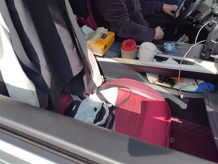 Фото 8 - Geely Geometry A