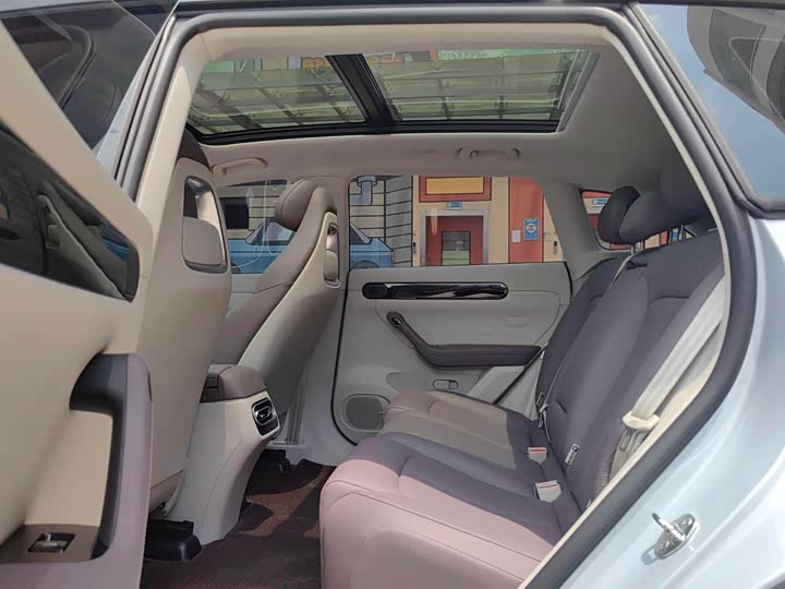 Фото 8 - Leapmotor C11