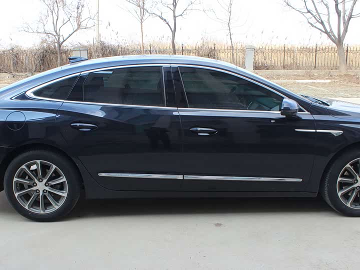 Фото 4 - Buick LaCrosse