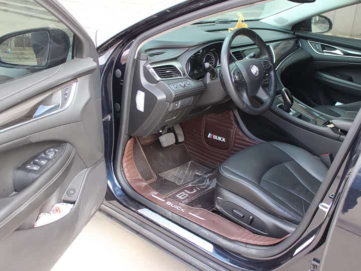 Фото 7 - Buick LaCrosse