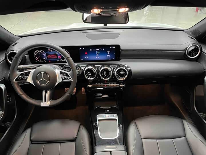 Фото 2 - Mercedes-Benz A-Class
