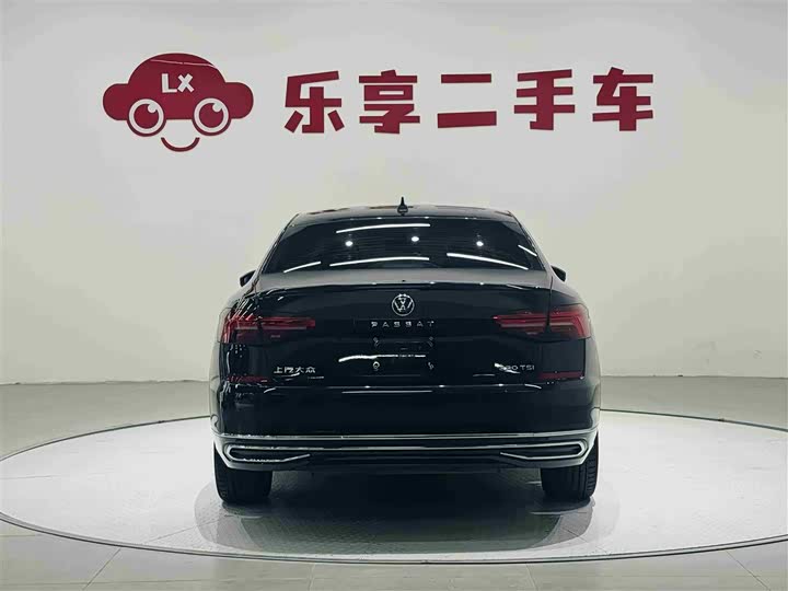 Фото 4 - Volkswagen Passat