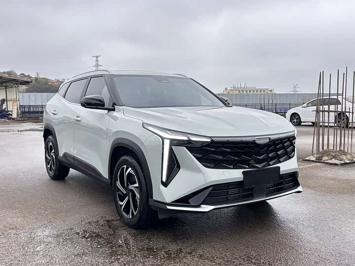 Фото 3 - Geely Atlas