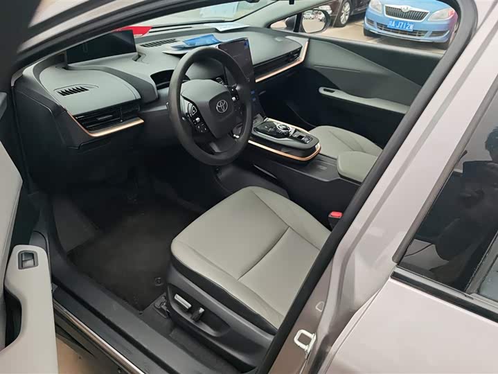 Фото 9 - Toyota bZ3