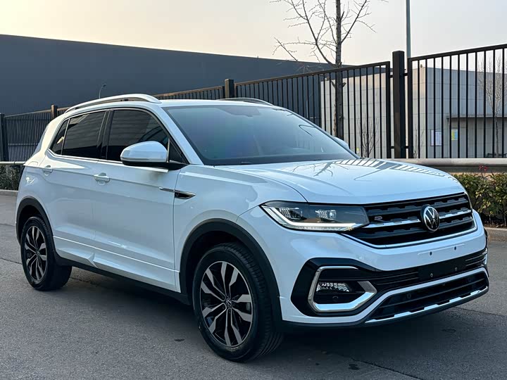 Фото 3 - Volkswagen Tacqua