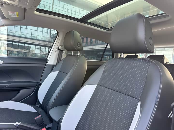 Фото 6 - Volkswagen Tacqua