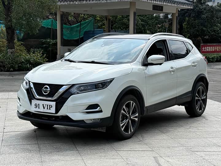 Photo 1 - Nissan Qashqai