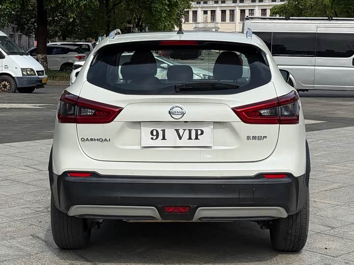 Photo 7 - Nissan Qashqai