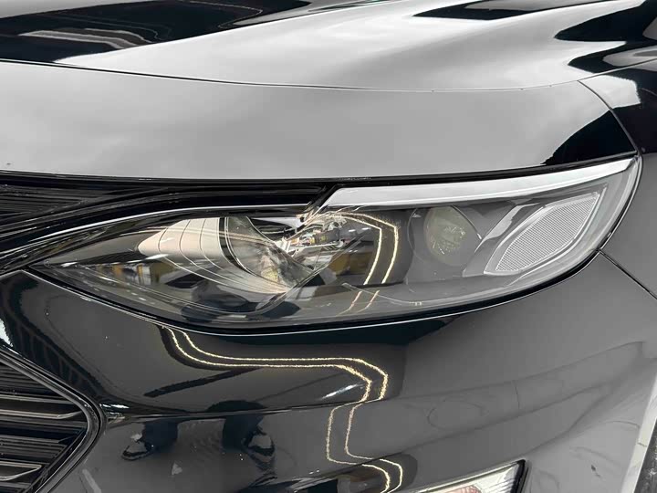 Фото 4 - Chevrolet Malibu XL
