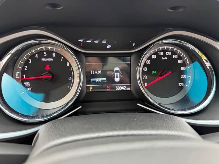 Фото 9 - Chevrolet Orlando