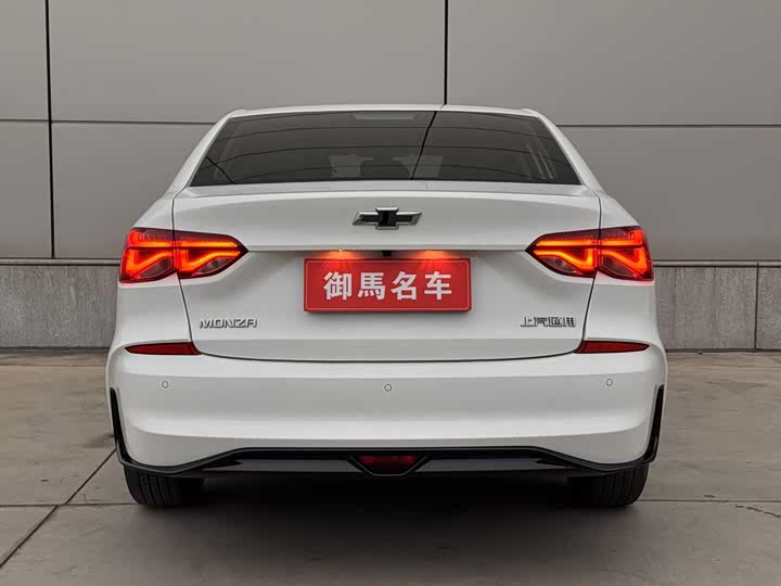 Фото 3 - Chevrolet Monza