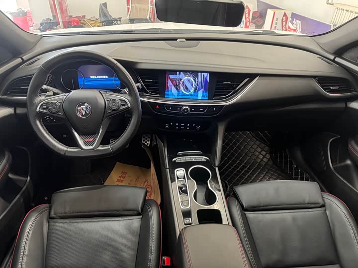 Фото 8 - Buick Regal