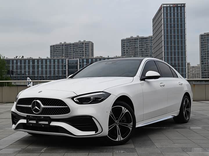 Photo 2 - Mercedes-Benz C-Class